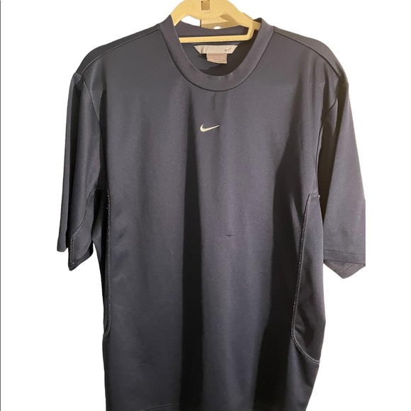 Mens large Nike t-shirt. - Picture 1 of 3